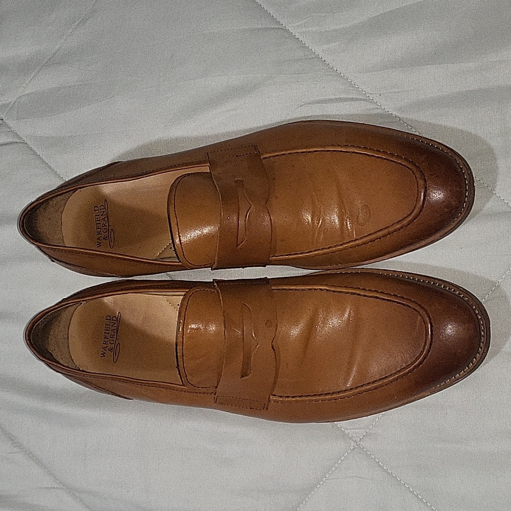 Men's dress shoes